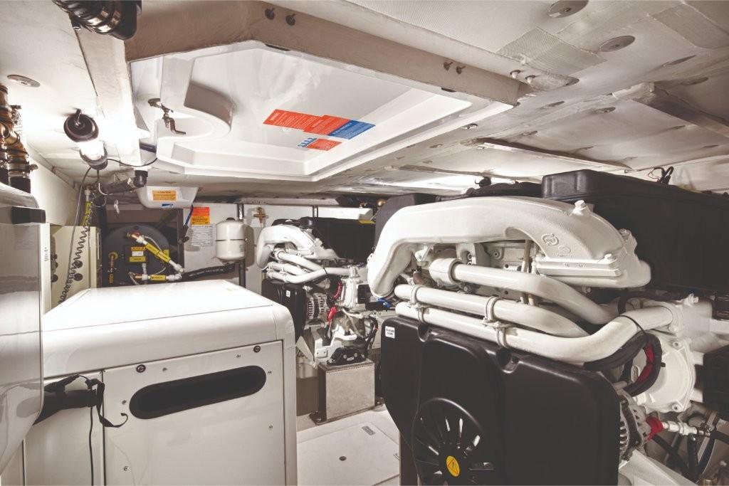 2023 Azimut
                                                             50 Image Thumbnail #8