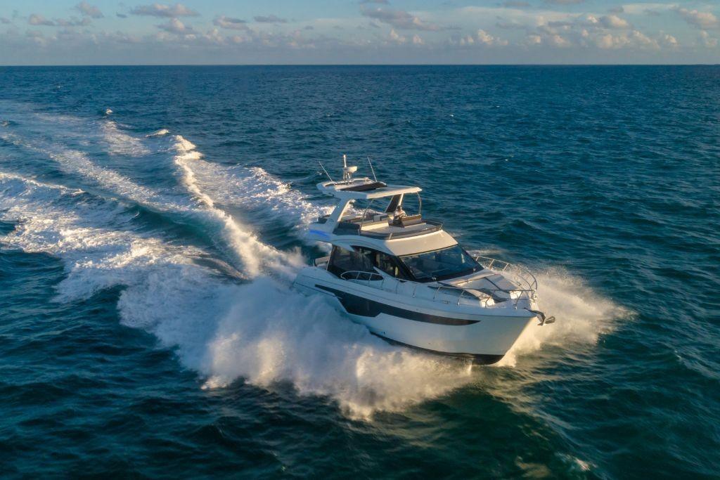 2023 Galeon
                                                             500 Fly Image Thumbnail #7