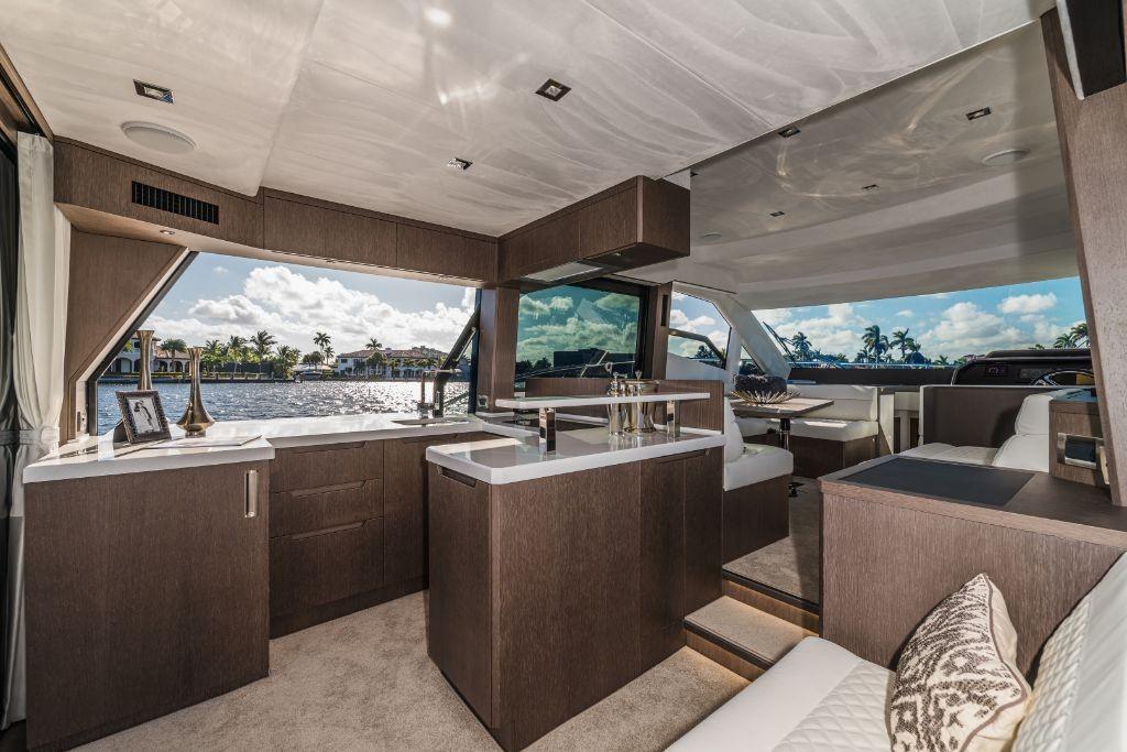 2023 Galeon
                                                             500 Fly Image Thumbnail #30