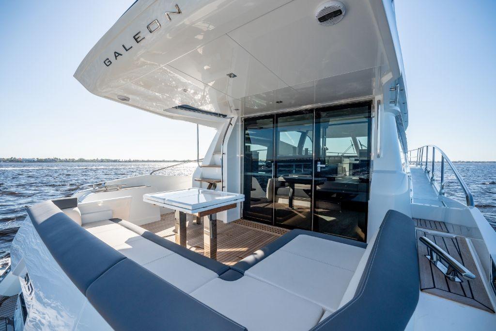 2023 Galeon
                                                             550 FLY Image Thumbnail #11