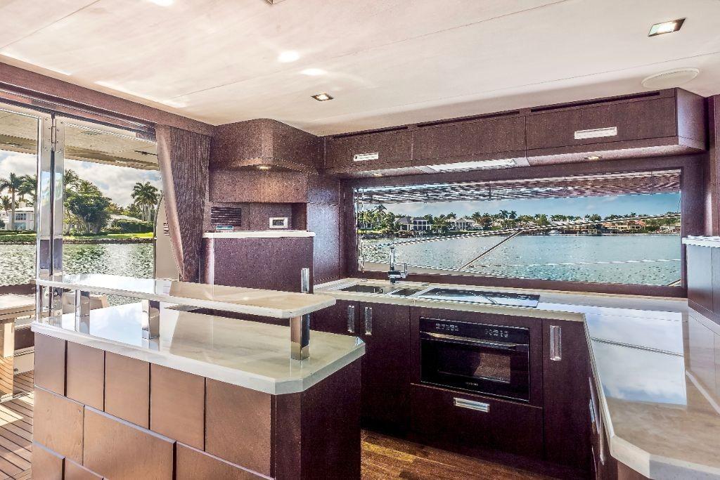 2023 Galeon
                                                             550 FLY Image Thumbnail #57