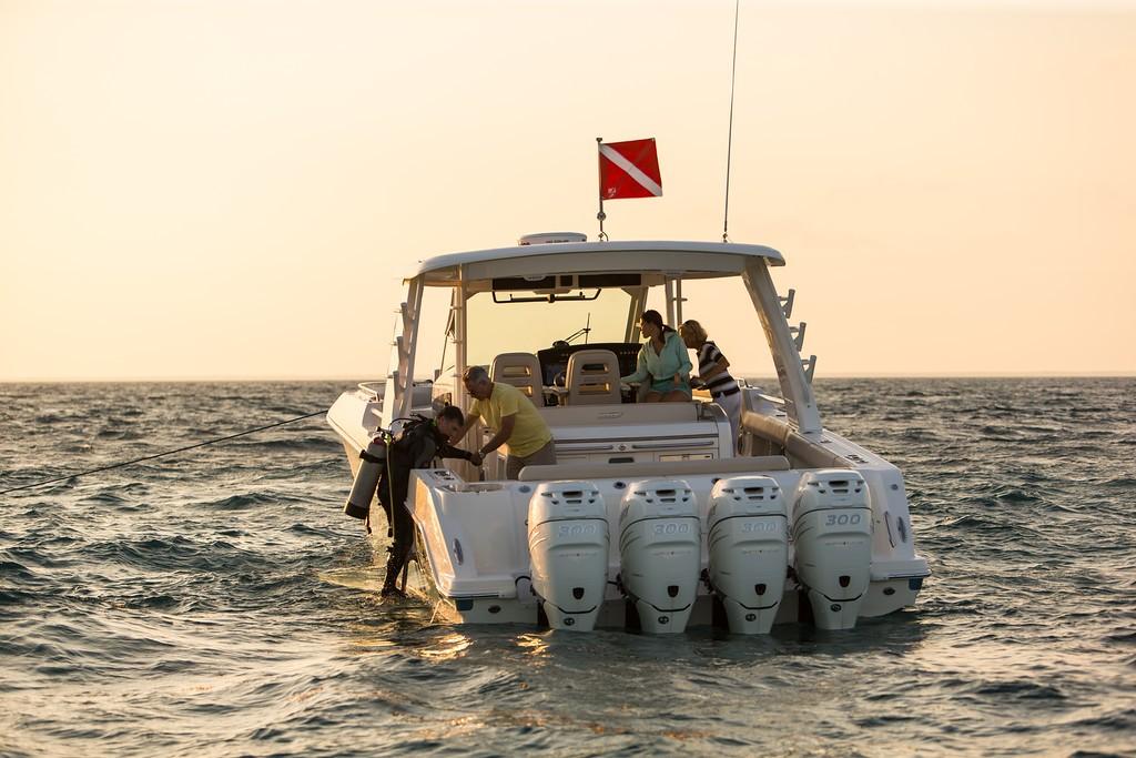2023 Boston Whaler
                                                             420 Outrage Image Thumbnail #16