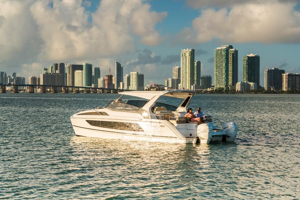 2023 Aquila
                                                             36 Sport Image Thumbnail #16