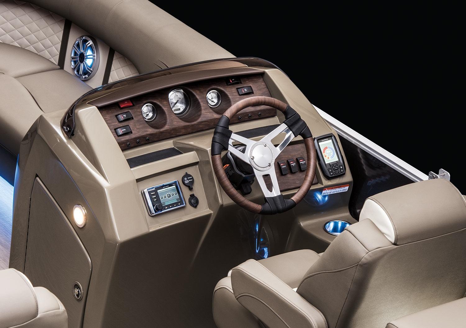 2023 Bennington
                                                             SX22 Stern Radius Image Thumbnail #1