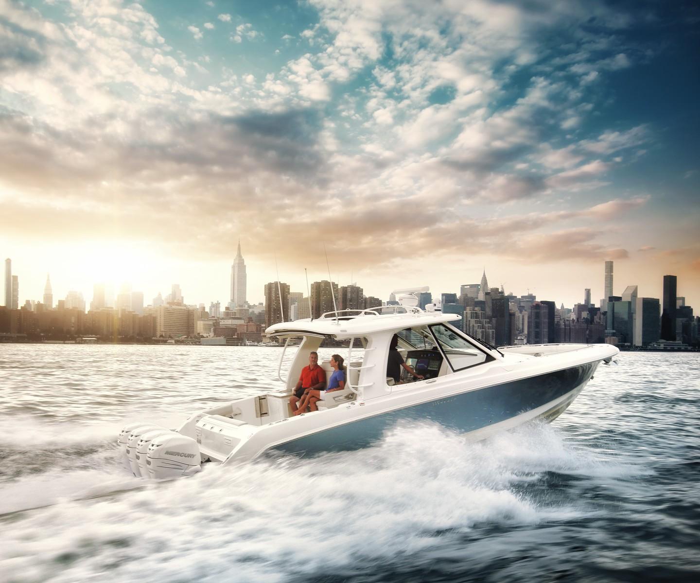 2023 Boston Whaler 380 Realm
