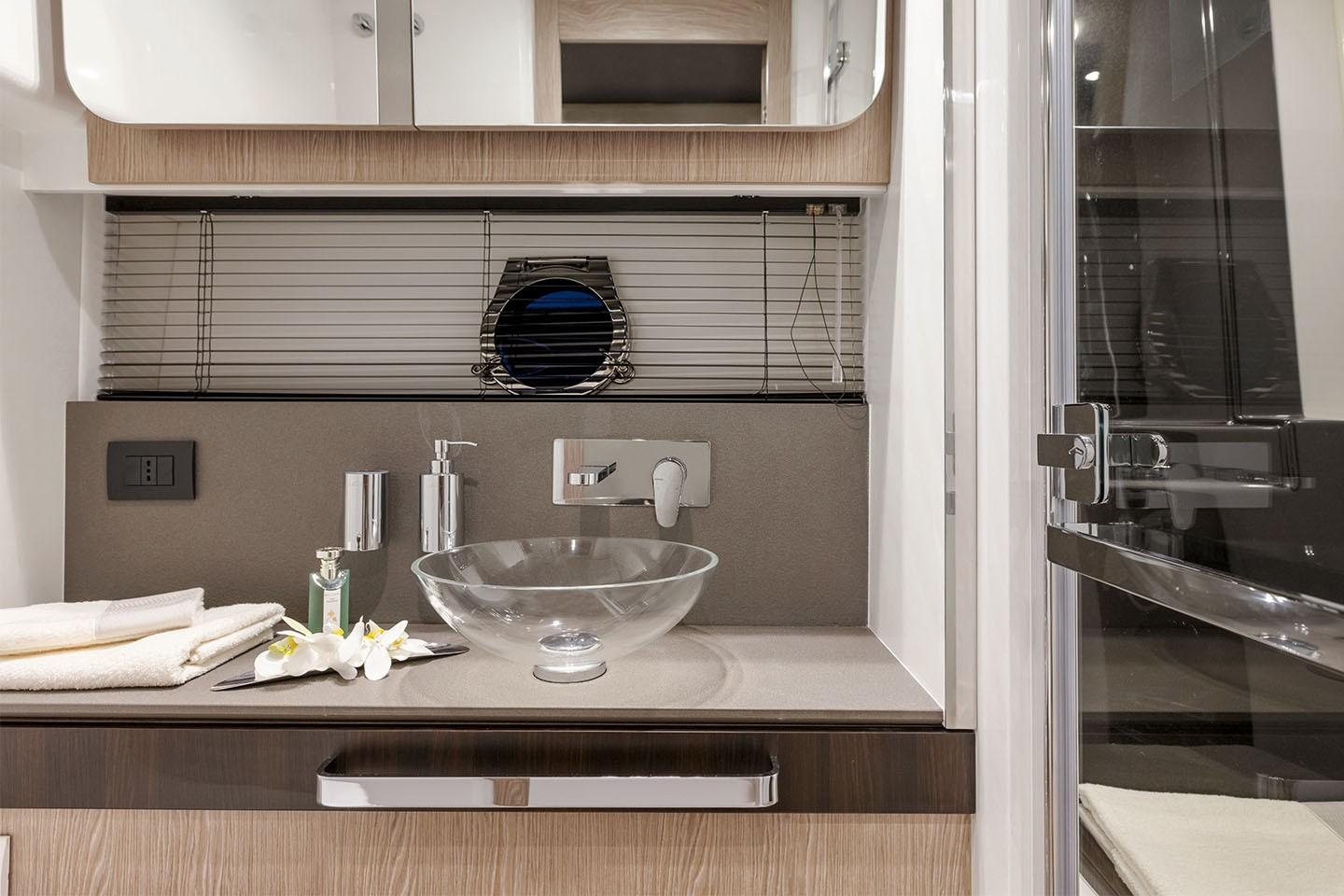 2023 Azimut
                                                             S6 Image Thumbnail #39
