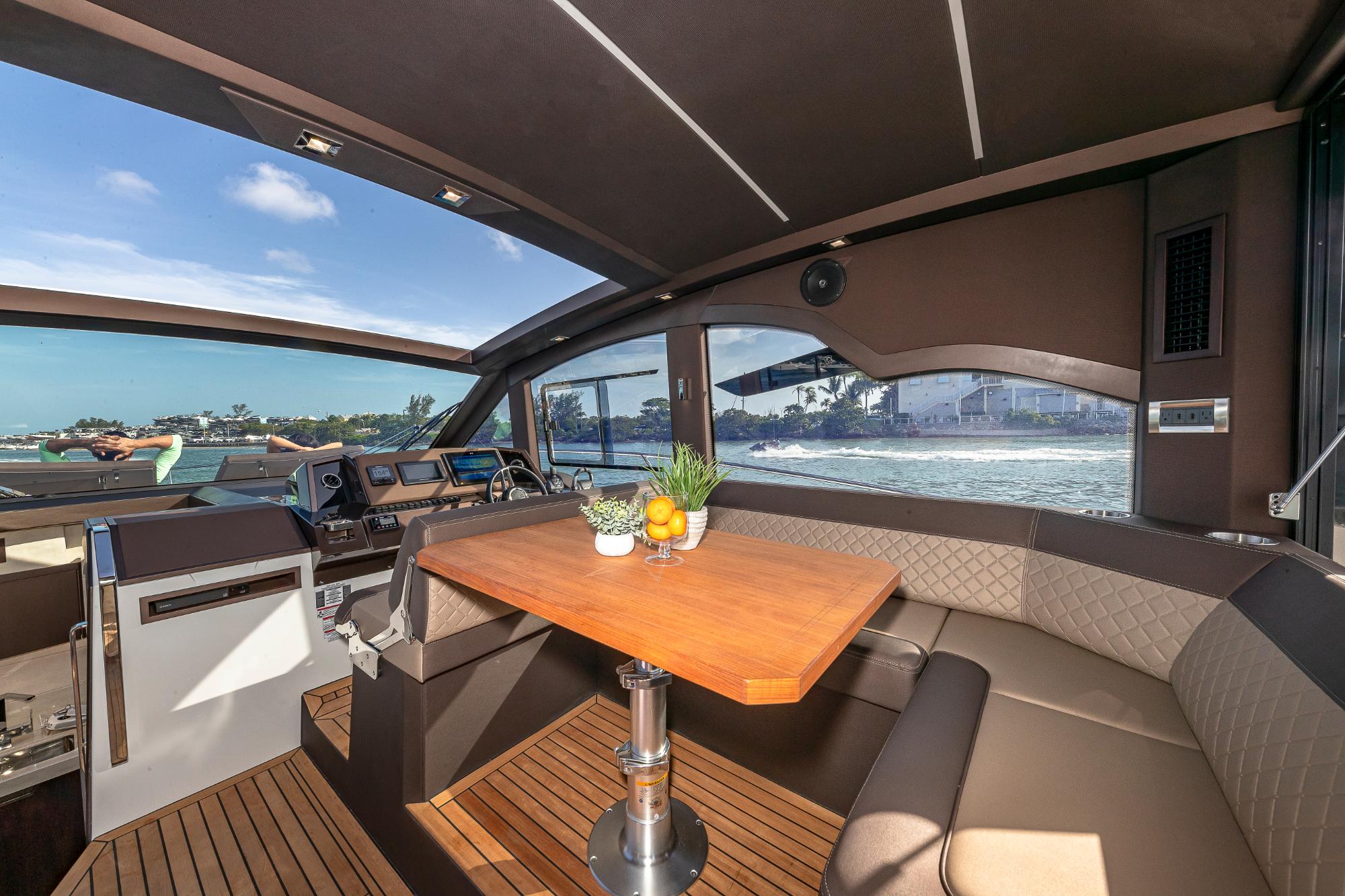 2023 Galeon
                                                             425 HTS Image Thumbnail #26