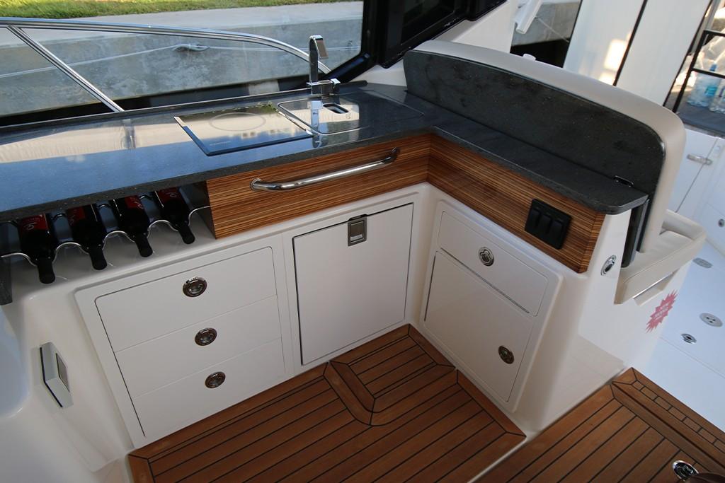 2023 Boston Whaler
                                                             405 Conquest Image Thumbnail #21
