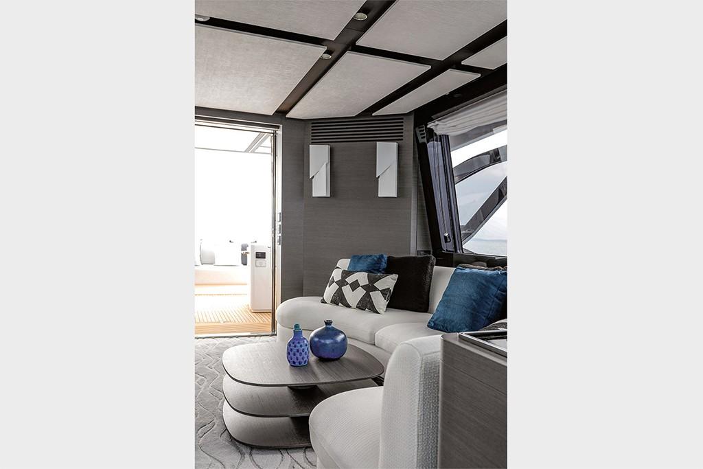 2023 Azimut
                                                             S8 Image Thumbnail #12