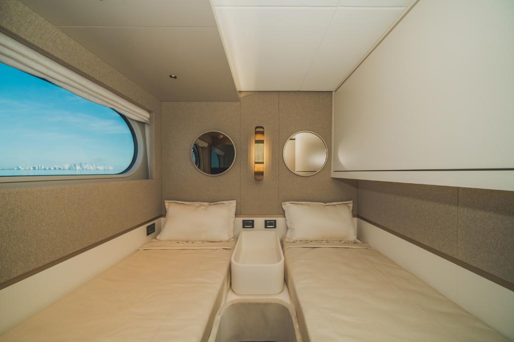 2023 Azimut
                                                             Magellano 25 Metri Image Thumbnail #73