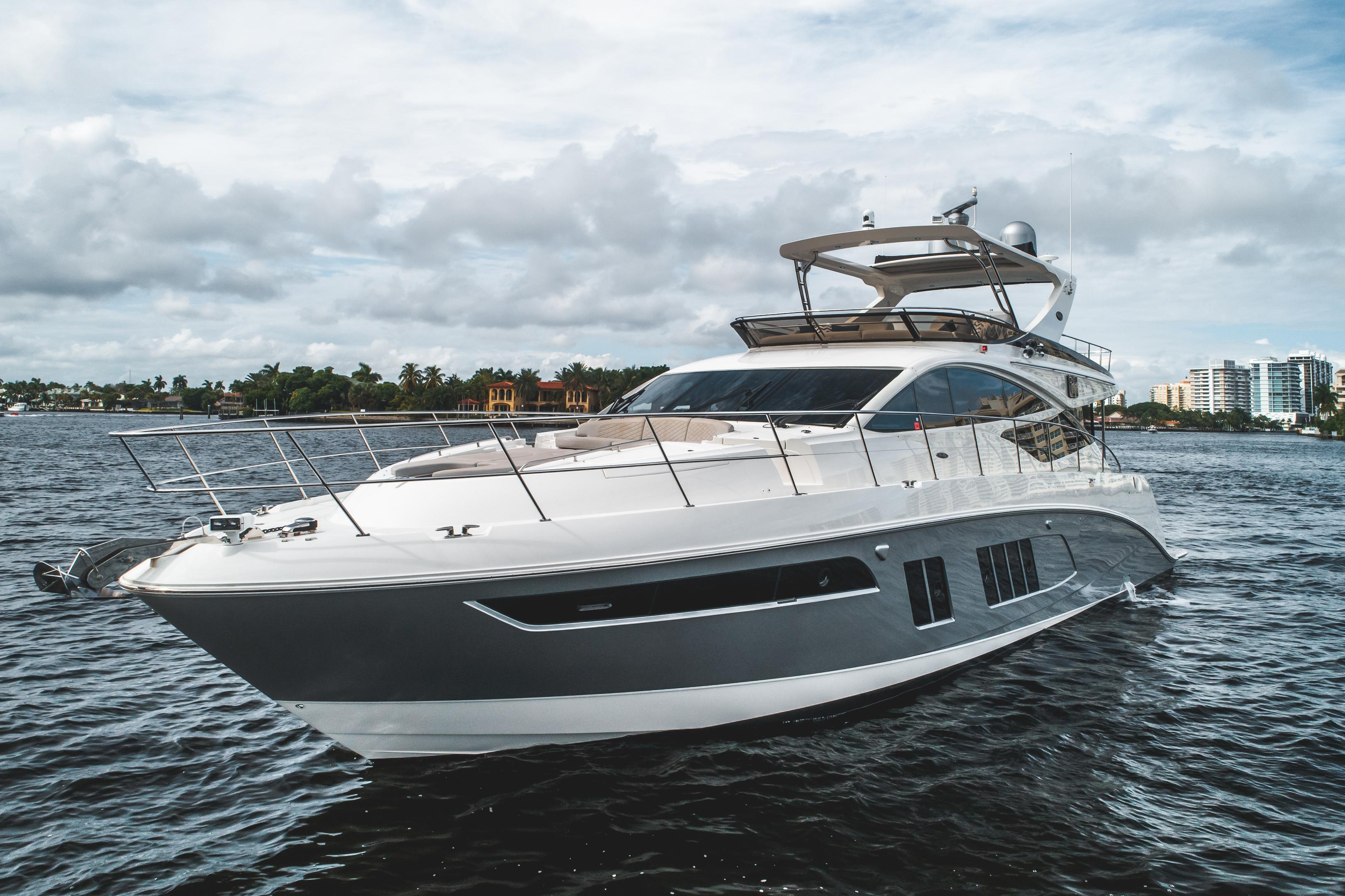 2017 Sea Ray
                                                             650 FLY Image Thumbnail #4