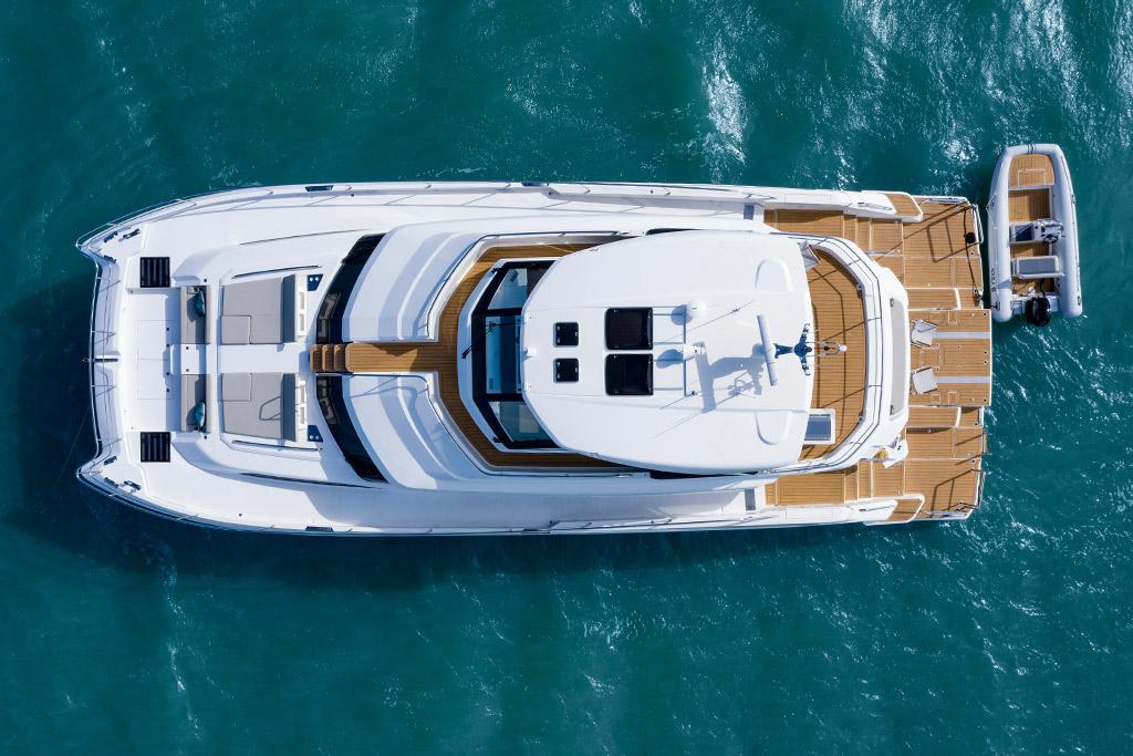 2023 Aquila
                                                             70 Luxury Image Thumbnail #4