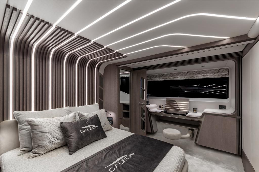 2023 Galeon
                                                             800 Fly Image Thumbnail #27