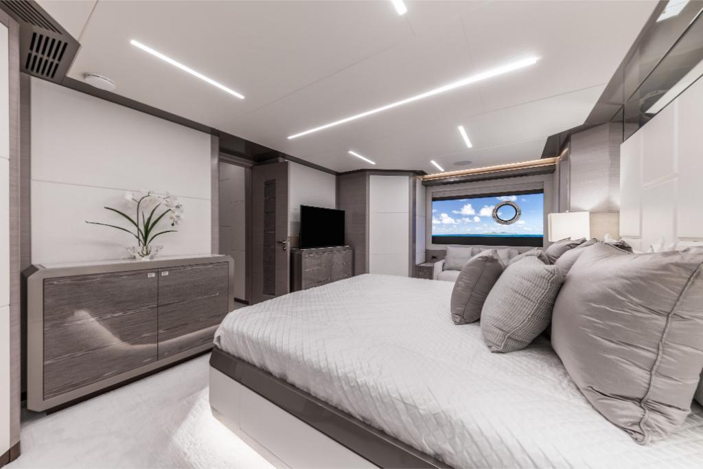 2023 Ocean Alexander
                                                             27E Image Thumbnail #47