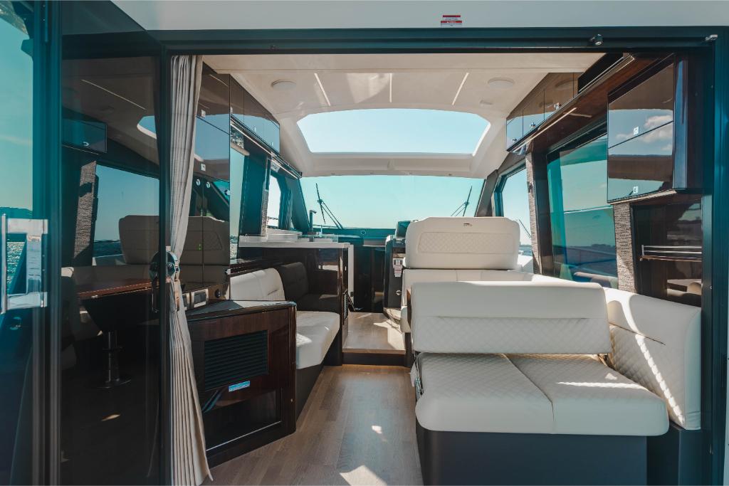 2023 Galeon
                                                             410 HTC Image Thumbnail #81