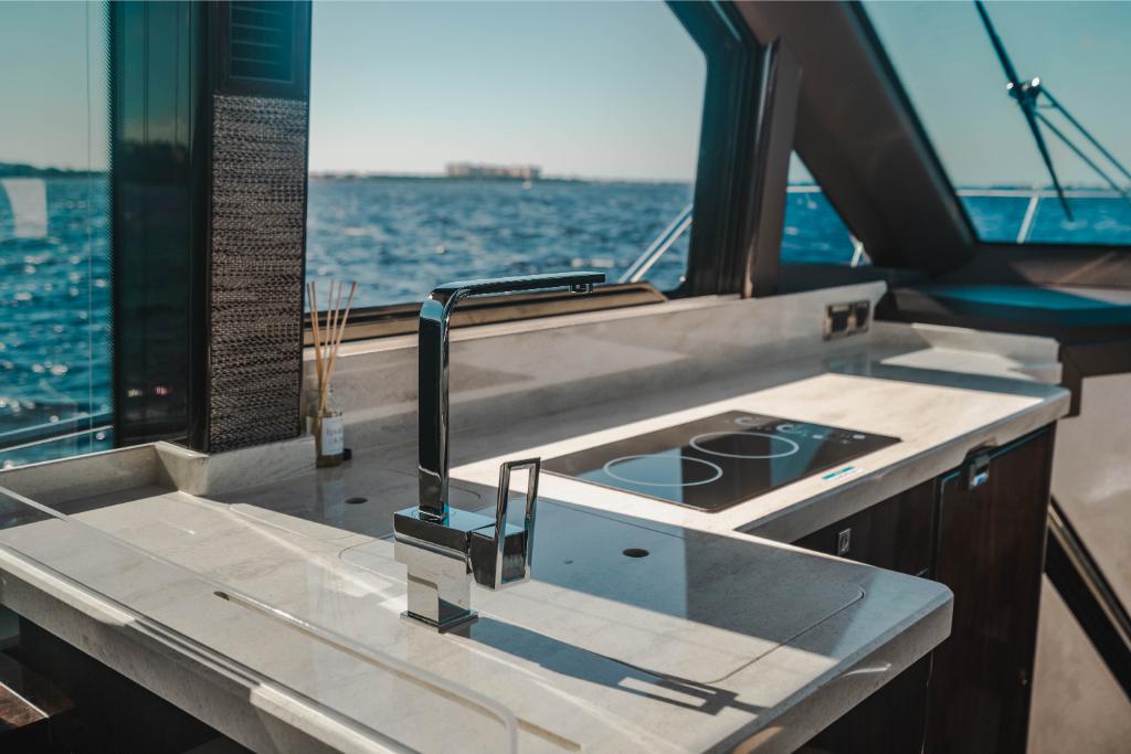 2023 Galeon
                                                             410 HTC Image Thumbnail #92