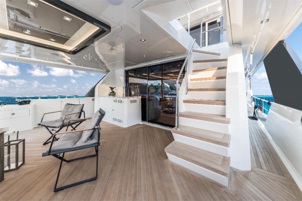 2023 Ocean Alexander
                                                             35R Image Thumbnail #14