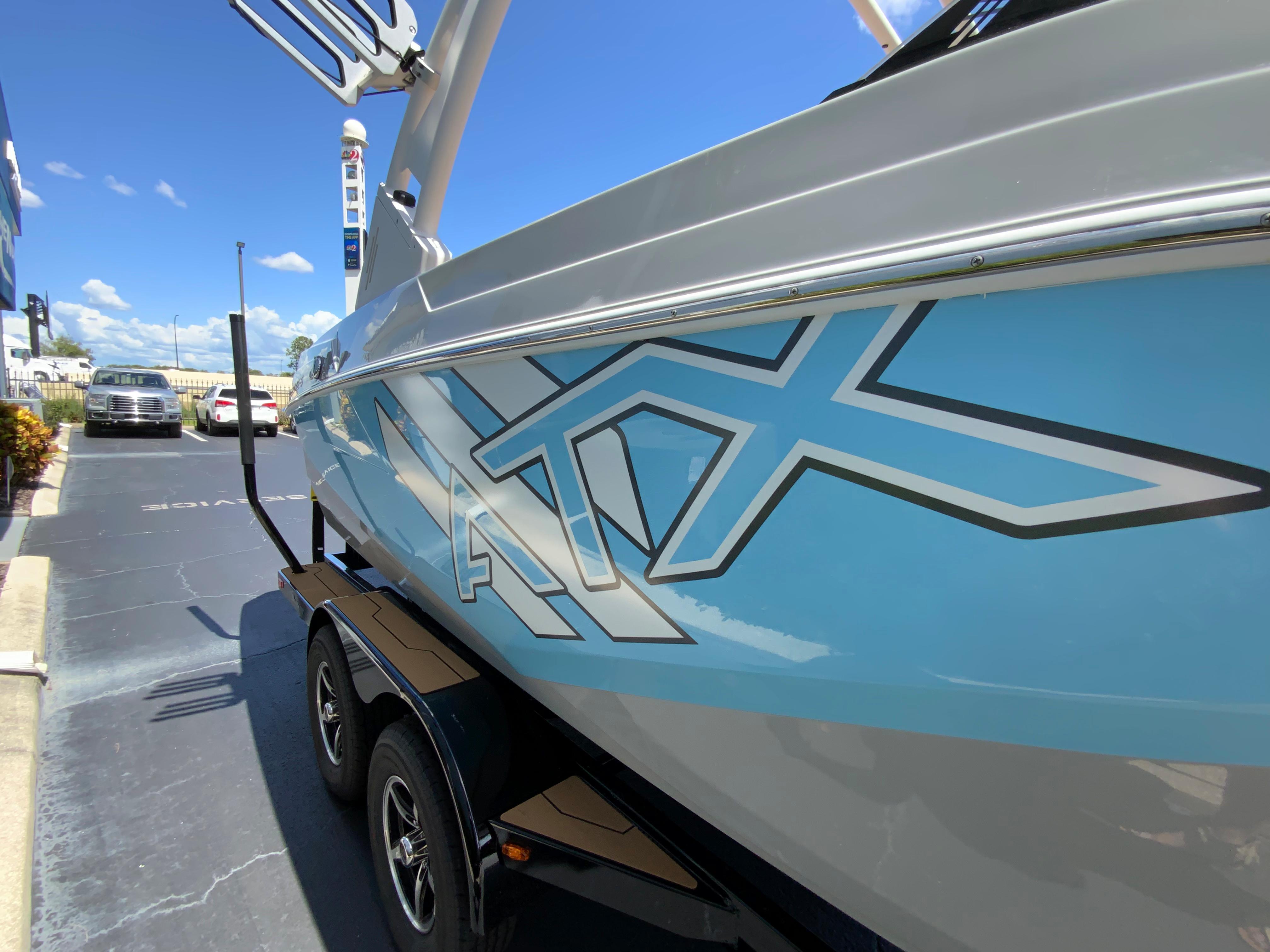2022 Atx Surf Boats
                                                             22 Type-S Image Thumbnail #5