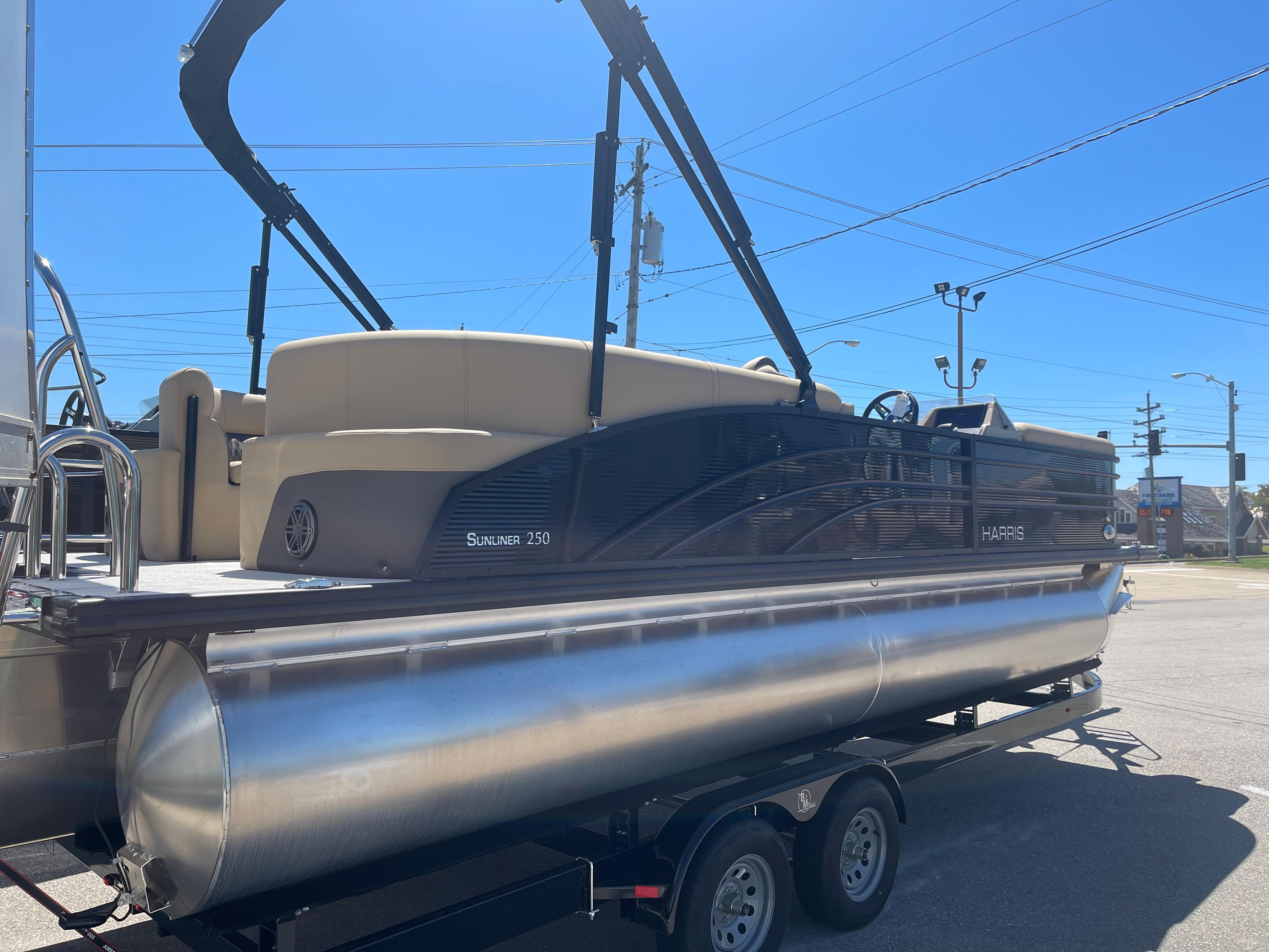 2023 Harris
                                                             Sunliner 250 Image Thumbnail #1