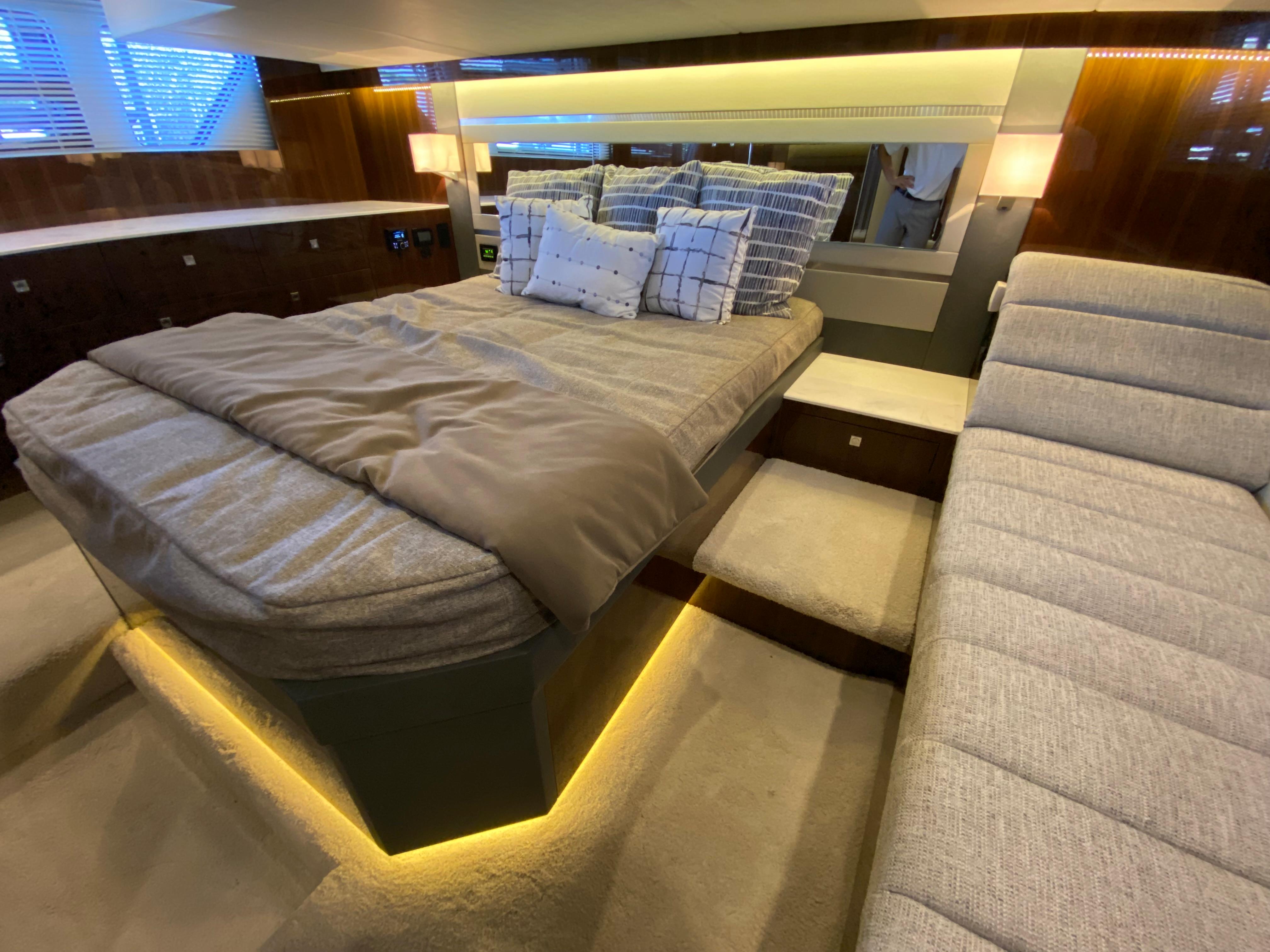 2023 Cruisers Yachts
                                                             46 Cantius Image Thumbnail #10