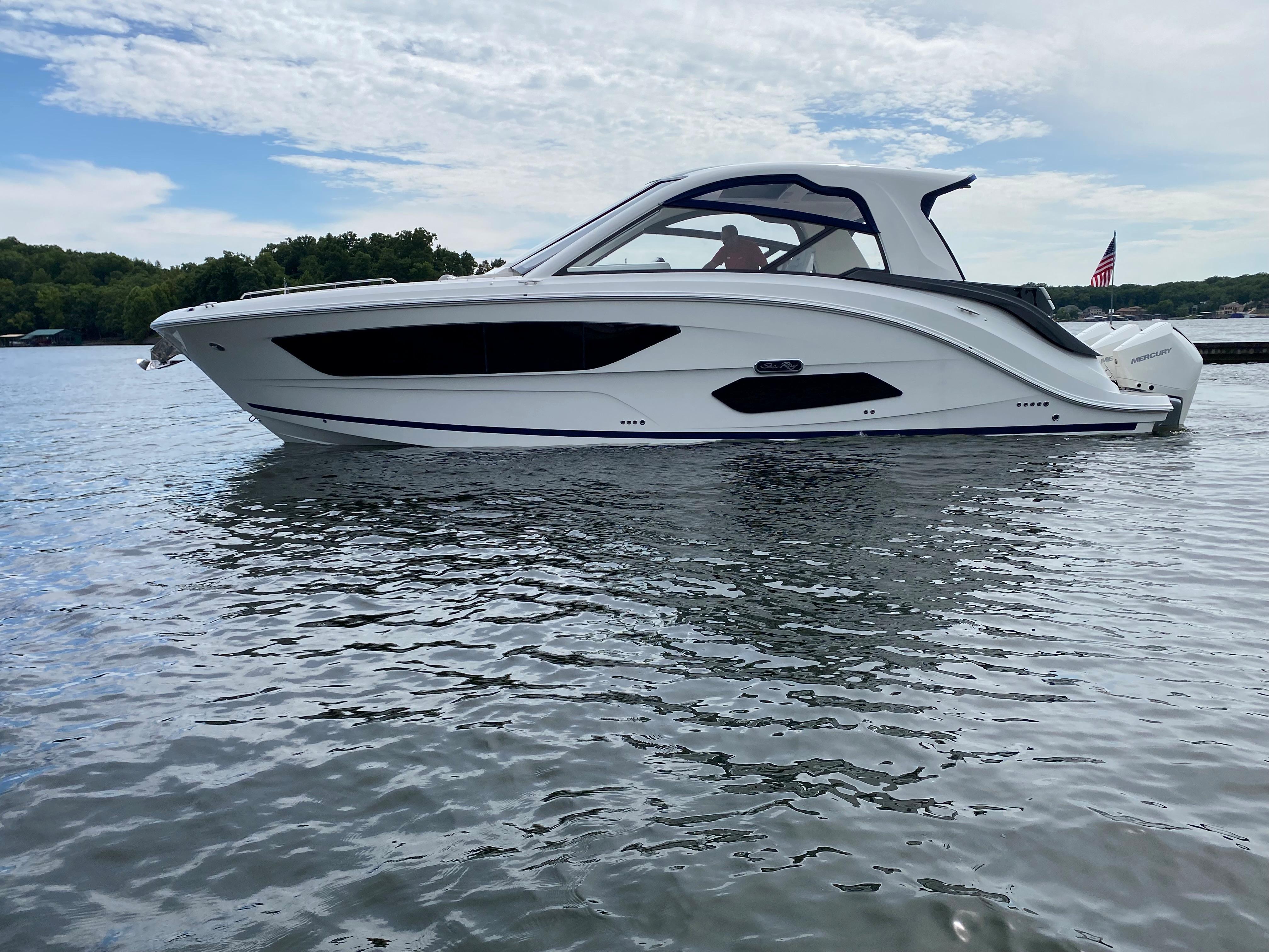 2023 Sea Ray Sundancer 370 Outboard MarineMax Lake Ozark