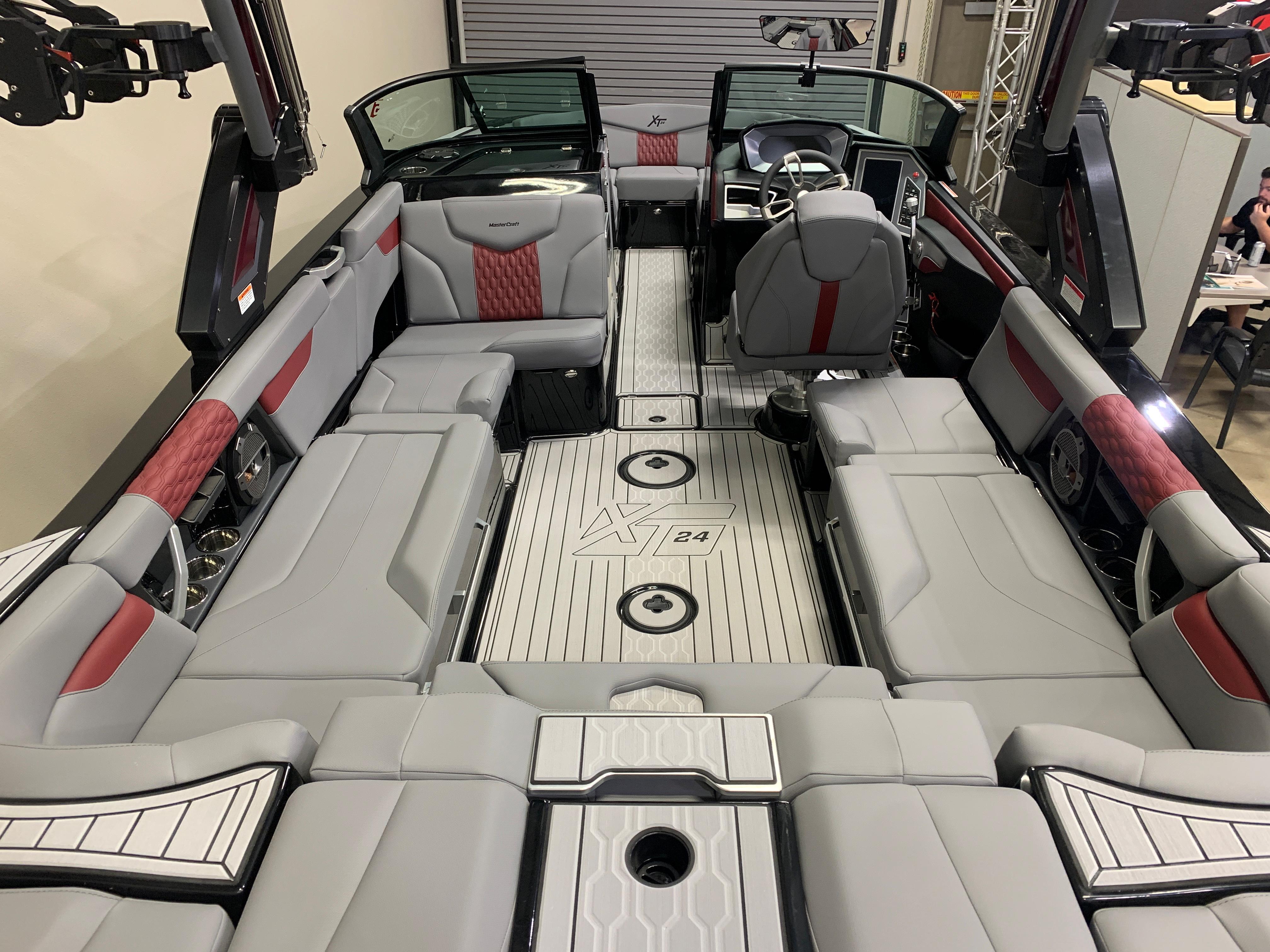 2022 Mastercraft
                                                             XT24 Image Thumbnail #4