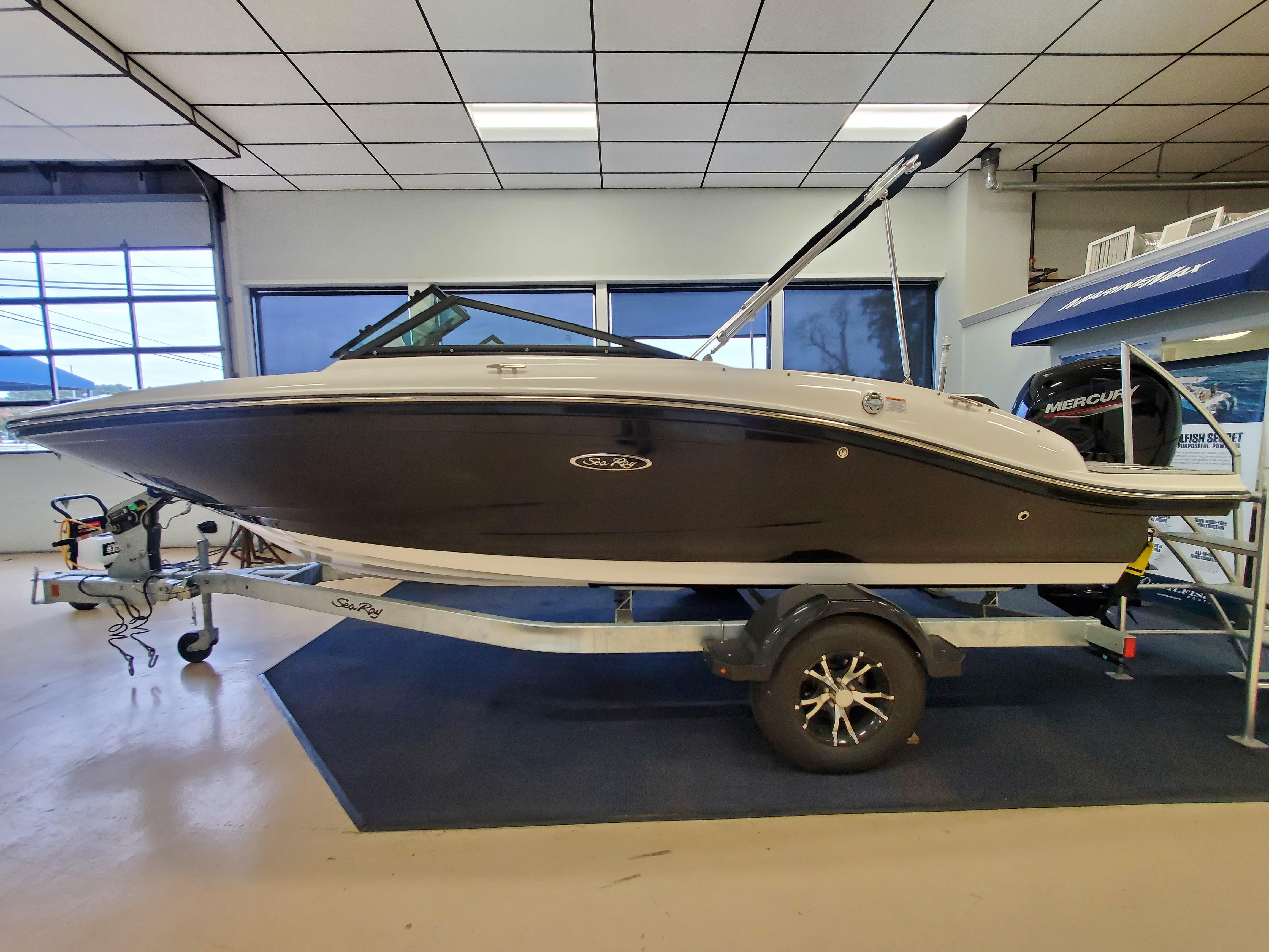 2023 Sea Ray
                                                             SPX 190 OB Image Thumbnail #0