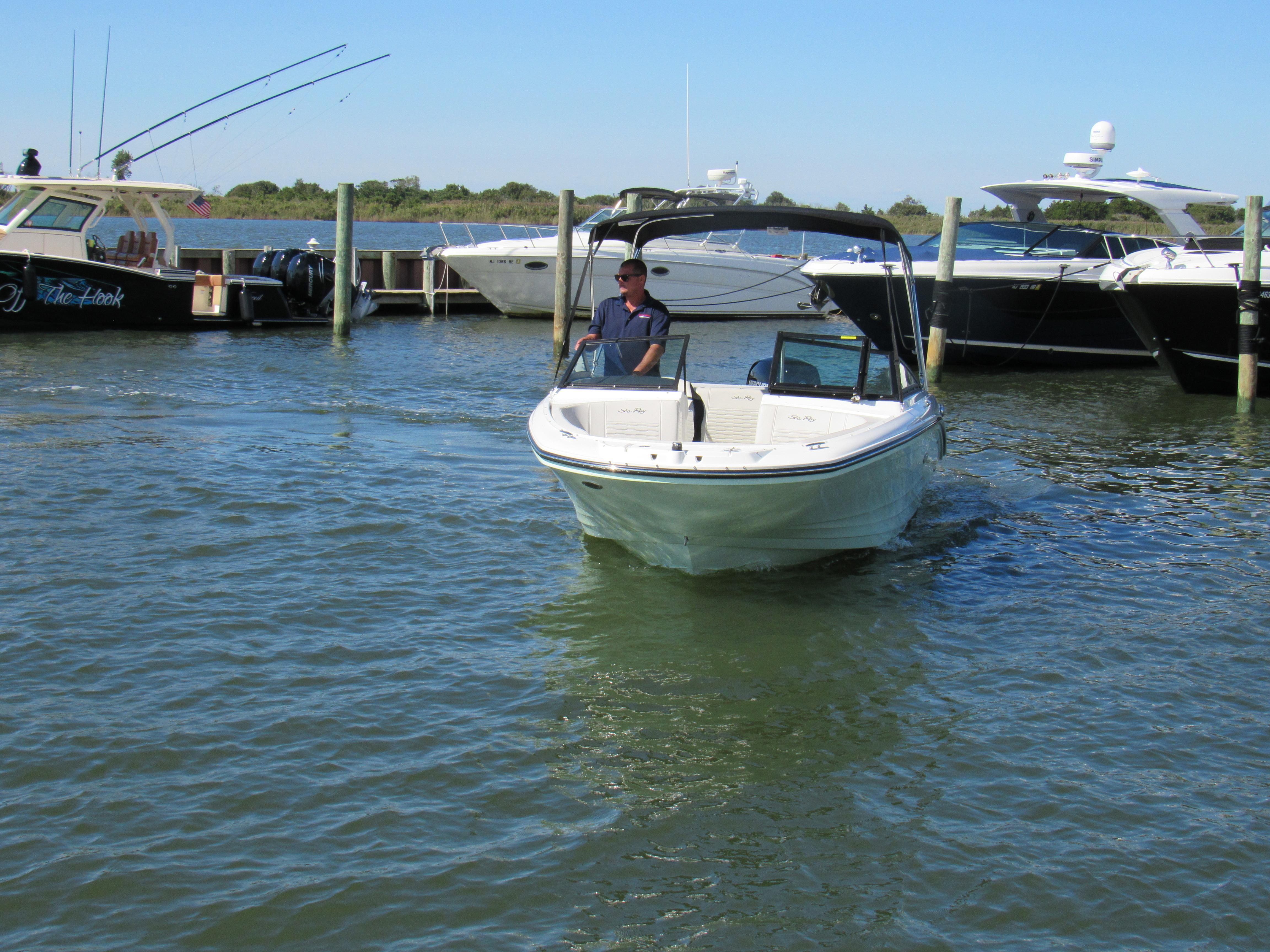 2023 Sea Ray
                                                             SPX 190 OB Image Thumbnail #4