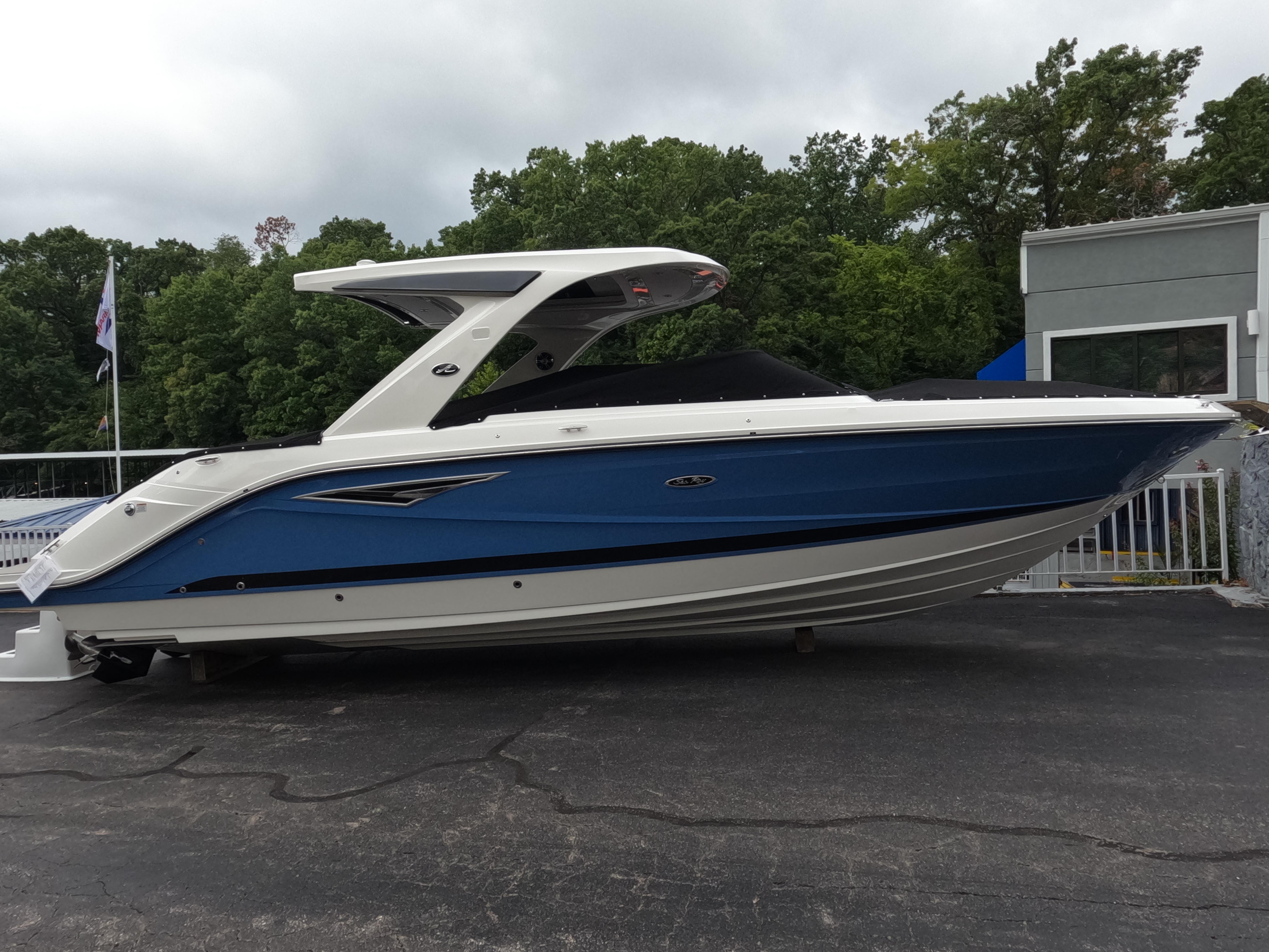 2023 Sea Ray
                                                             SLX 310 Image Thumbnail #5