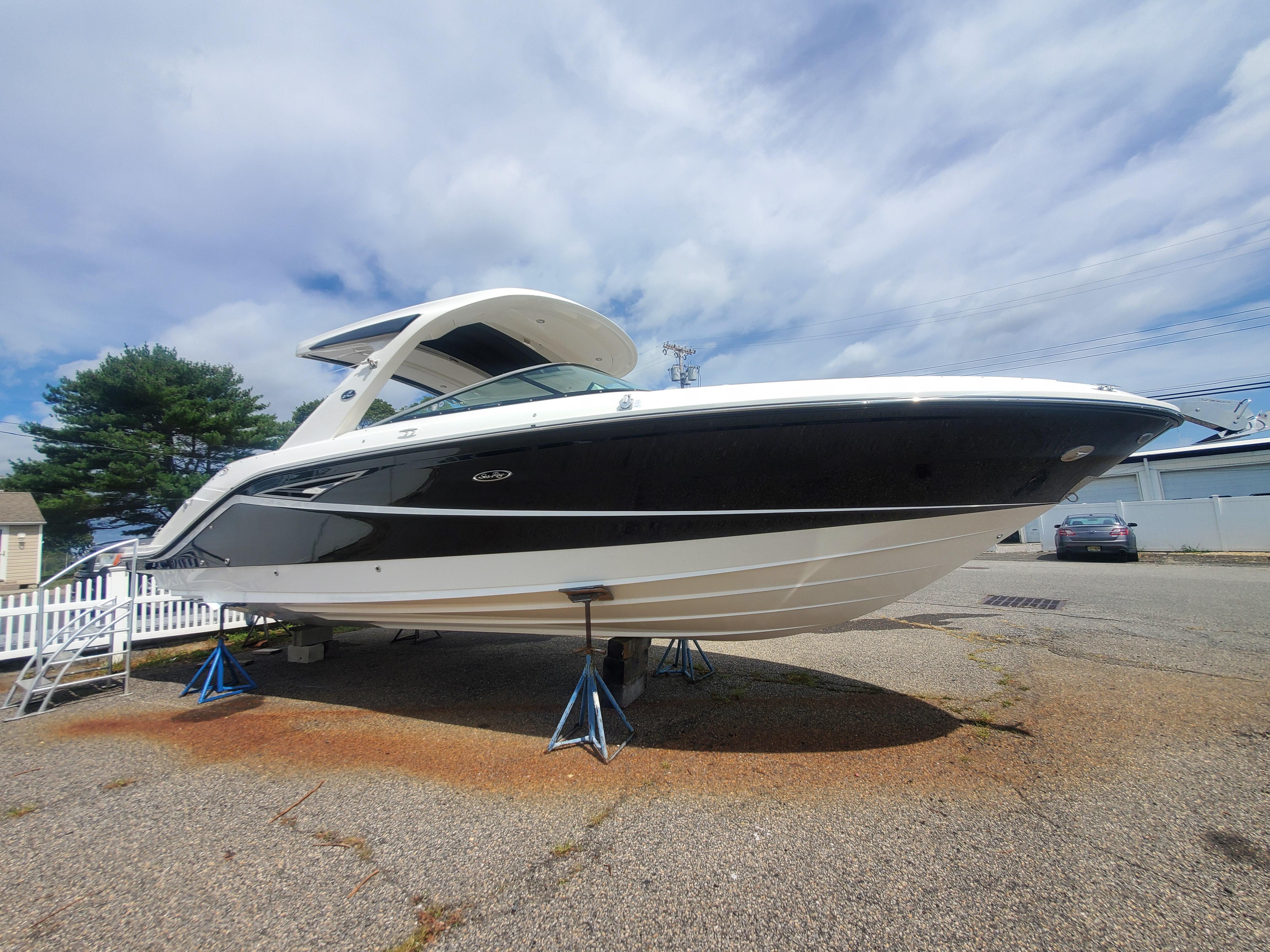 {{boat.ModelYear}} {{boat.Make}} {{boat.Model}}