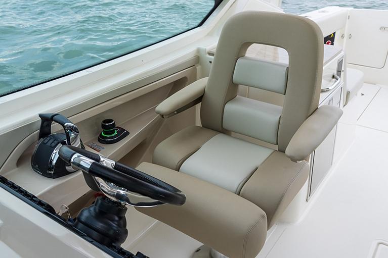 2023 Boston Whaler
                                                             280 Vantage Image Thumbnail #21