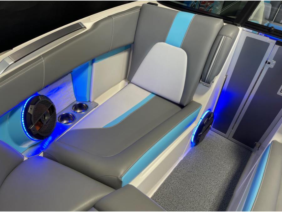 2019 Mastercraft
                                                             X24 Image Thumbnail #92
