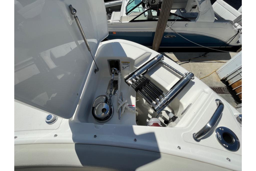 2023 Boston Whaler
                                                             240 Vantage Image Thumbnail #11