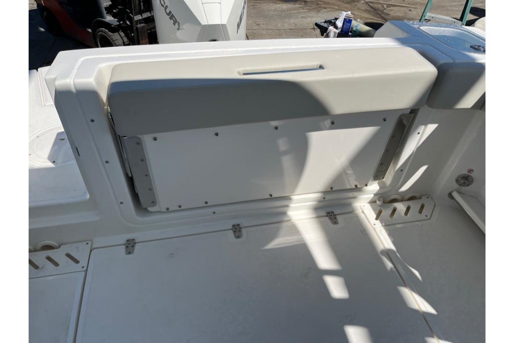 2023 Boston Whaler
                                                             240 Vantage Image Thumbnail #20