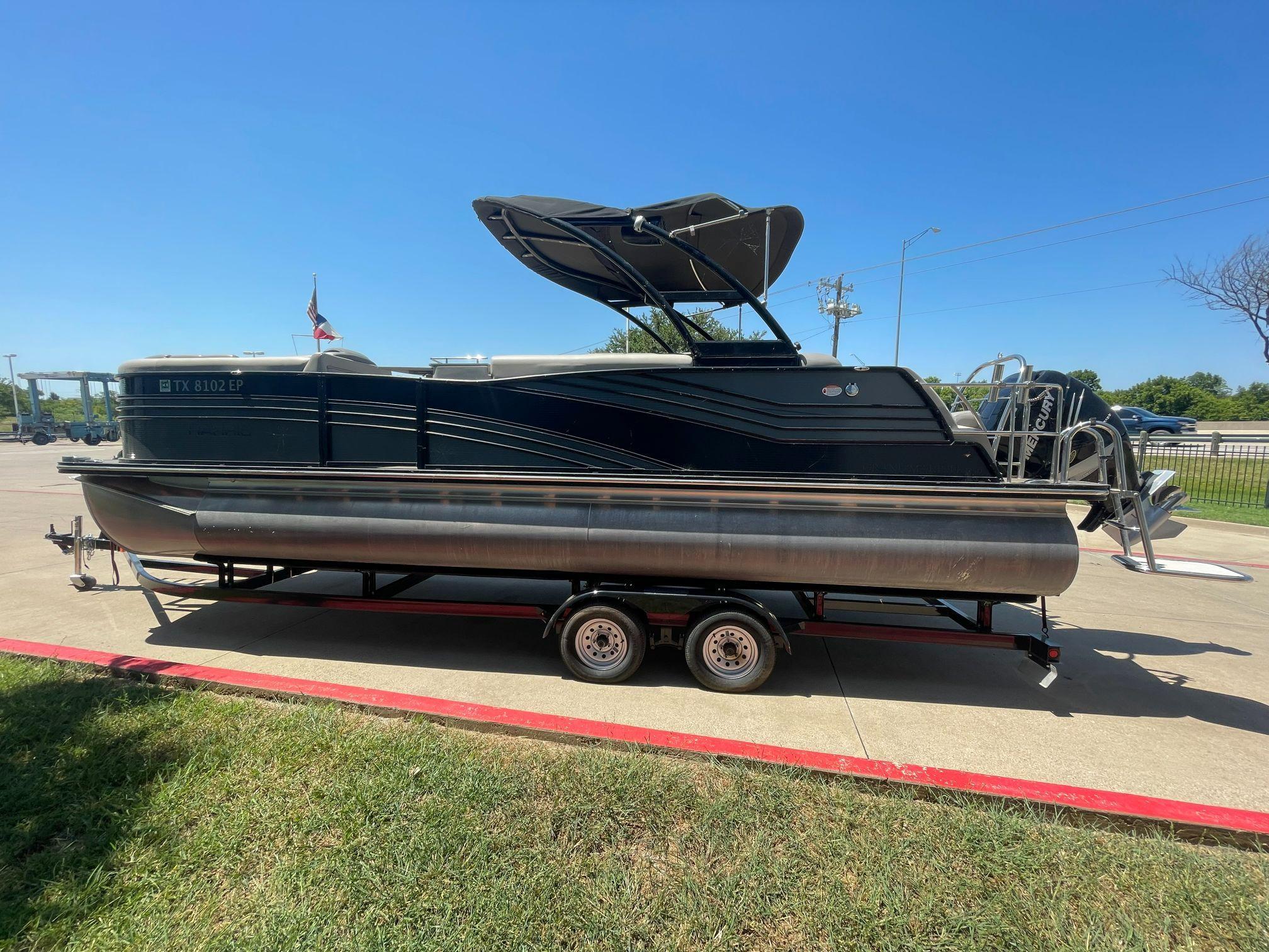 2019 Harris
                                                             Grand Mariner 250 Image Thumbnail #4