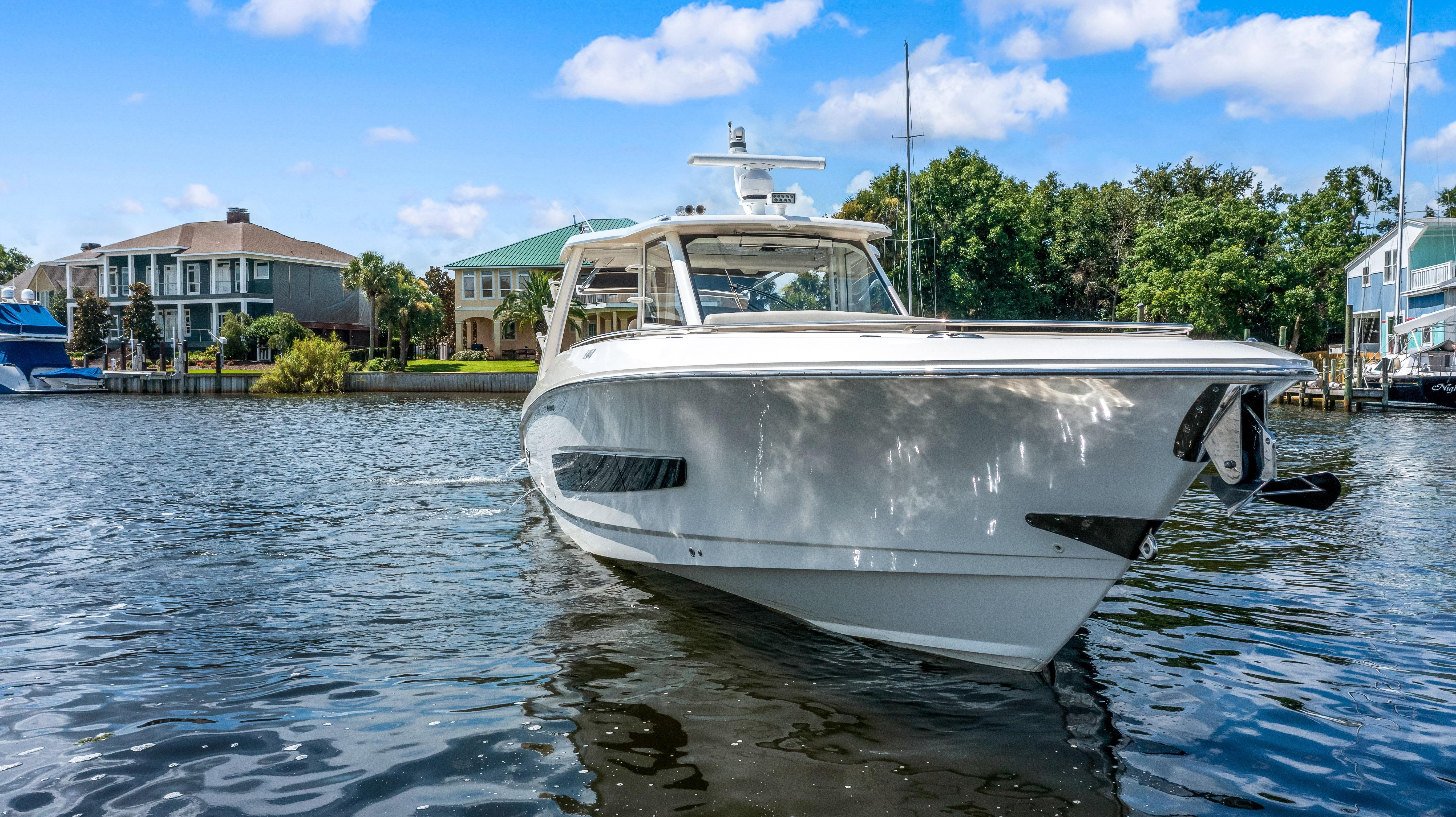 2020 Boston Whaler
                                                             420 Outrage Image Thumbnail #17