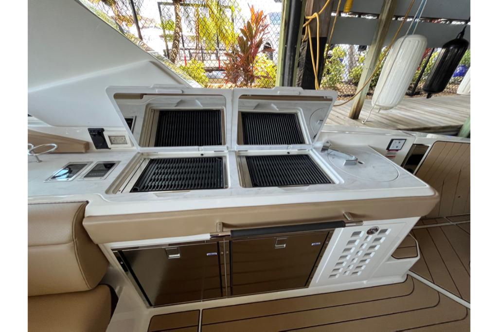 2023 Sea Ray
                                                             SLX 400 Outboard Image Thumbnail #15