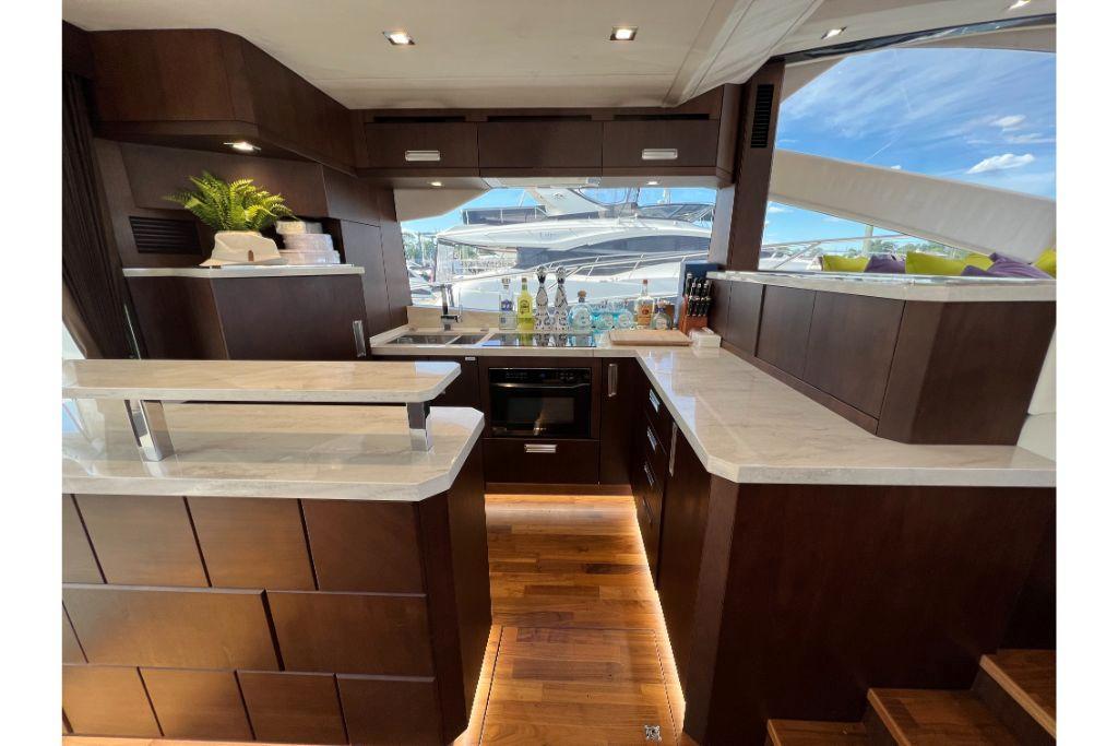 2018 Galeon
                                                             560 Sky Image Thumbnail #46