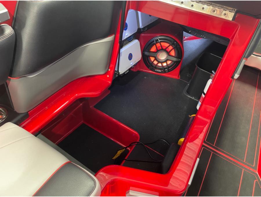 2020 Supra
                                                             SE550 Image Thumbnail #44