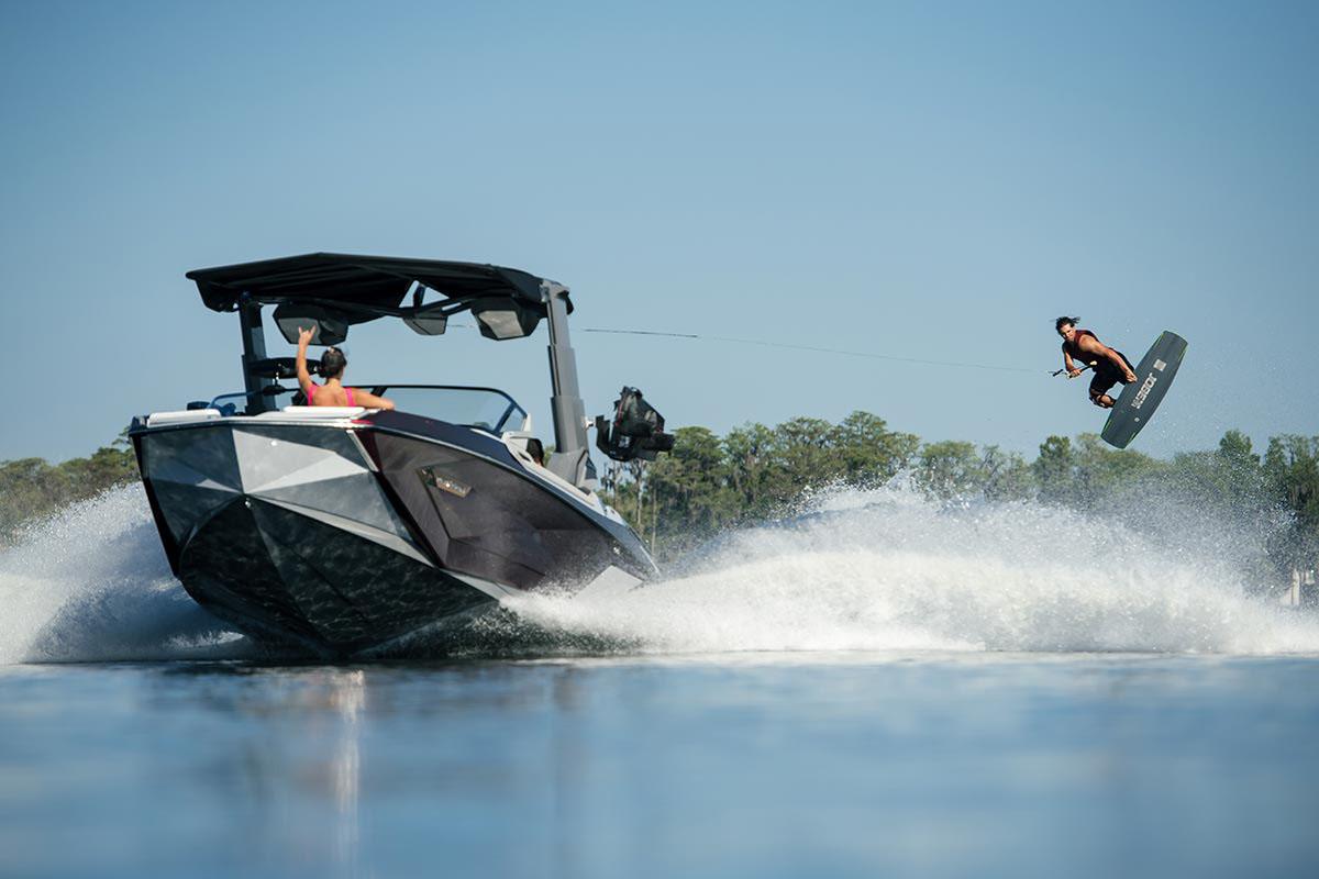 2023 Nautique
                                                             Super Air Nautique G23 Paragon Image Thumbnail #4