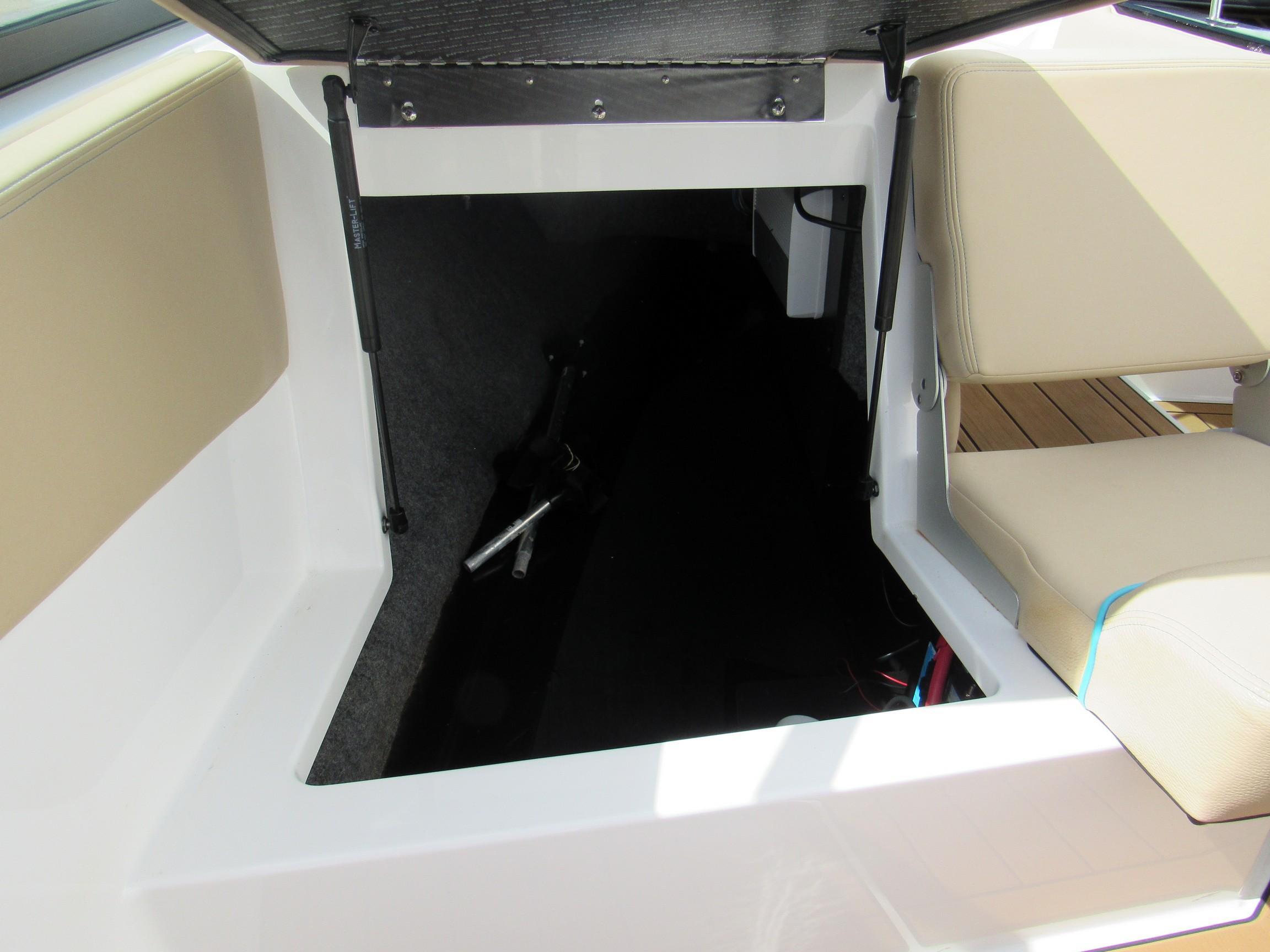 2022 Nautique
                                                             Nautique 200 Image Thumbnail #15