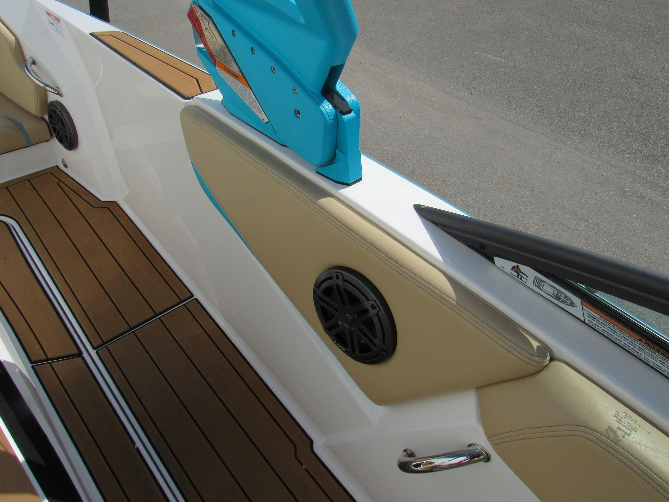 2022 Nautique
                                                             Nautique 200 Image Thumbnail #24