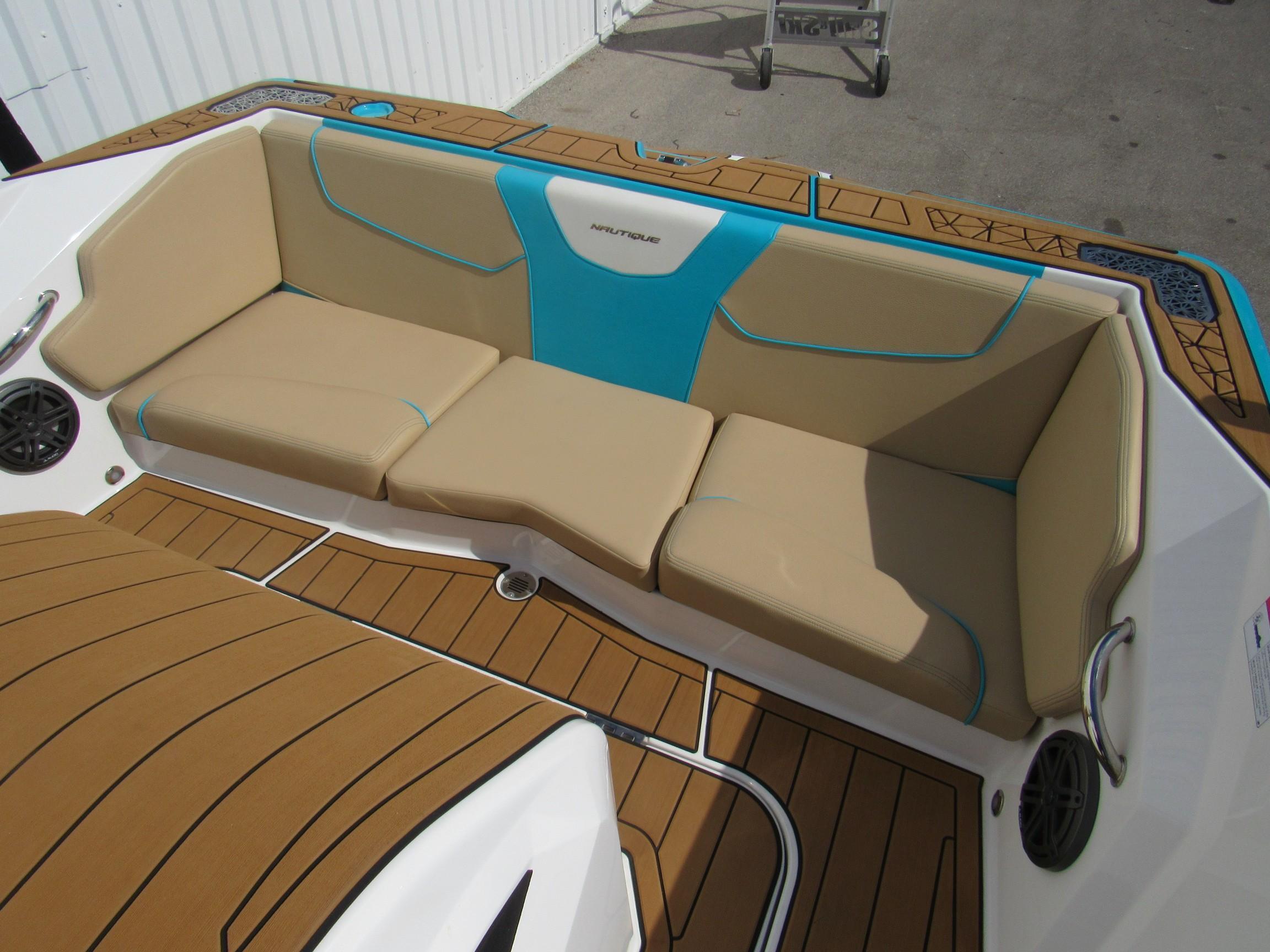 2022 Nautique
                                                             Nautique 200 Image Thumbnail #26