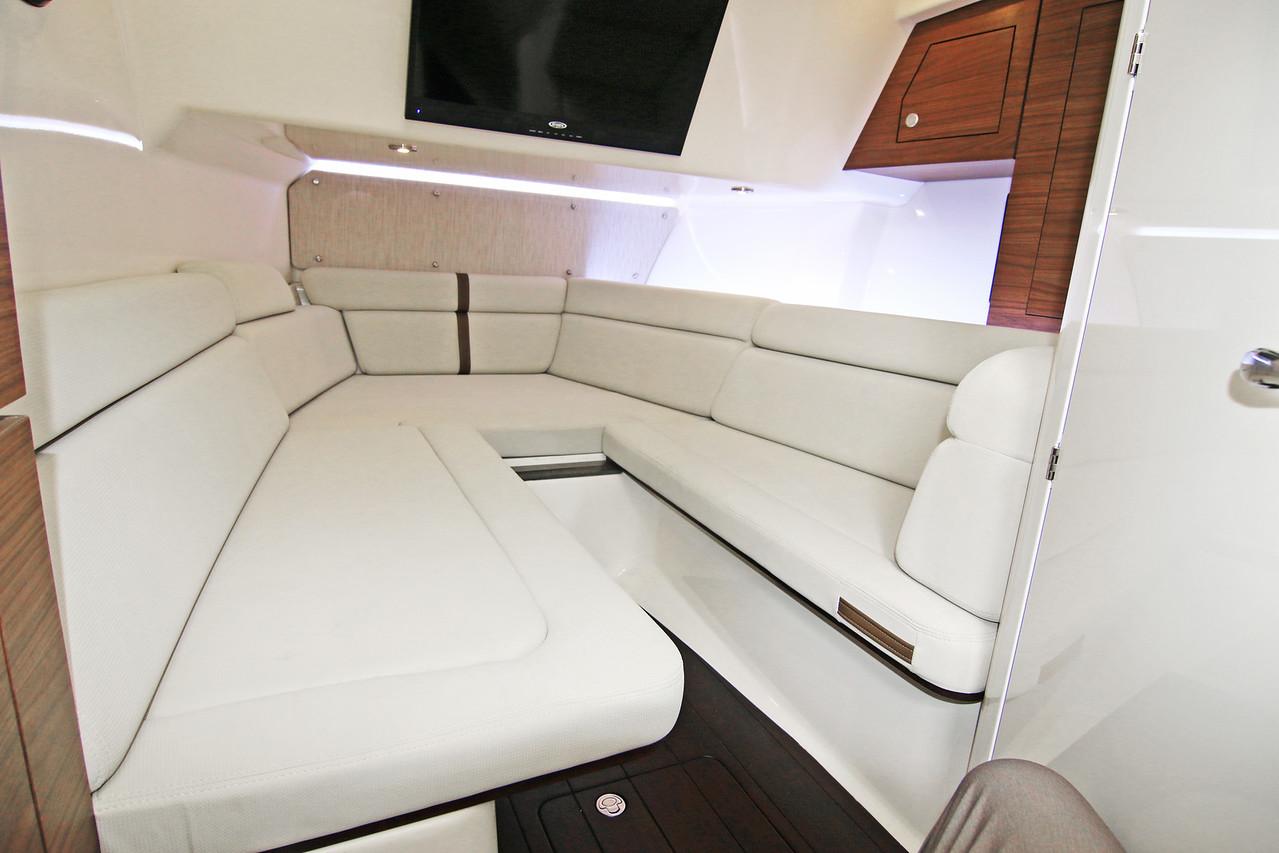 2023 Boston Whaler
                                                             350 Realm Image Thumbnail #22