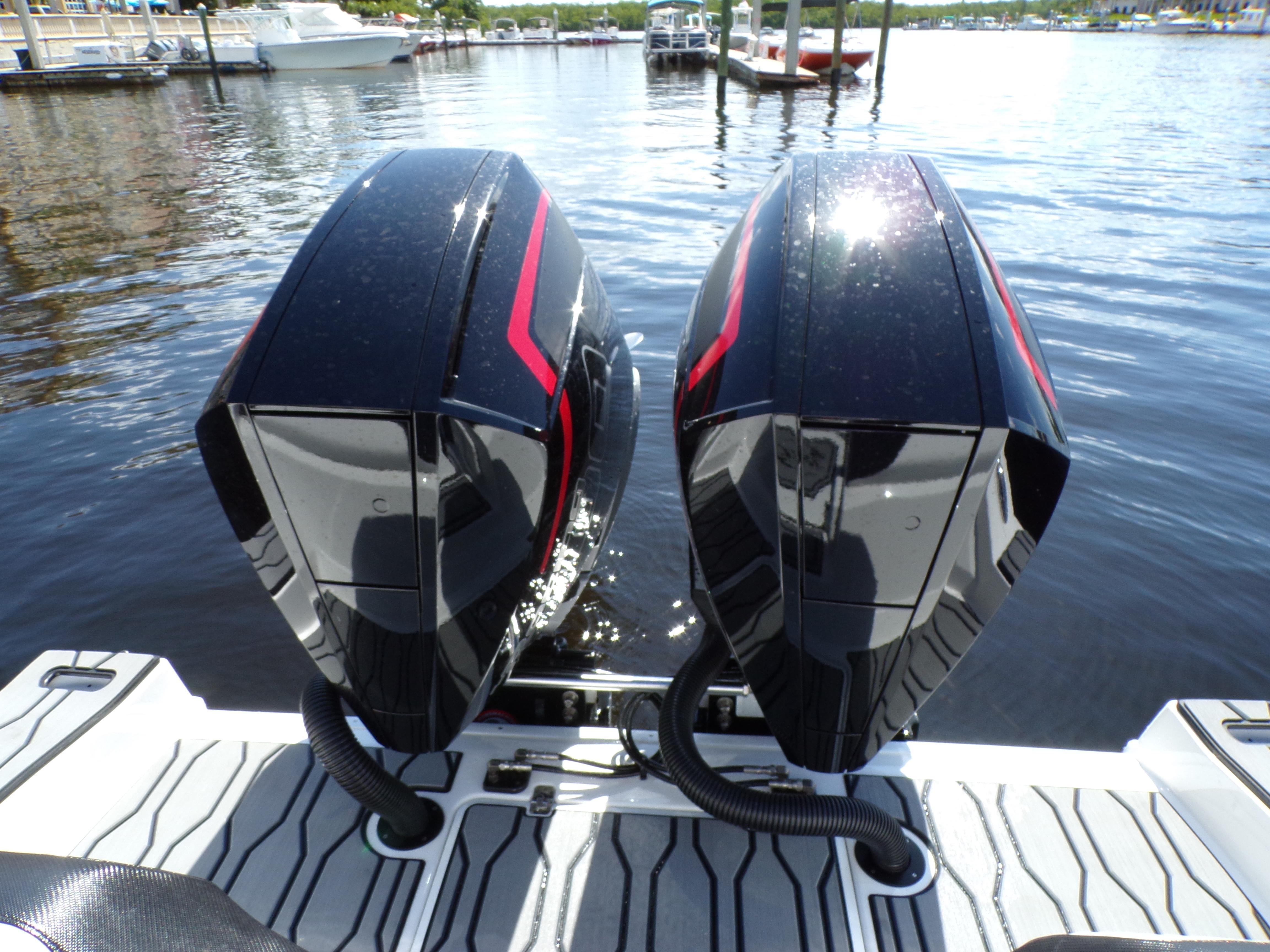 2022 Sunsation Powerboats 32 CCX Image Thumbnail #7