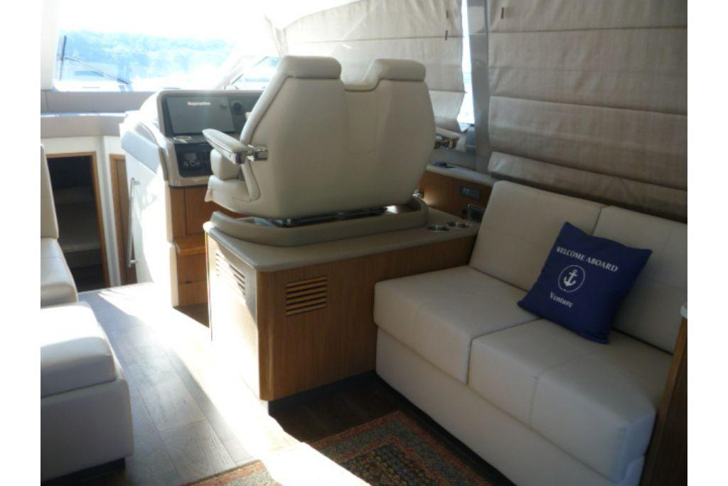 2017 Sea Ray
                                                             460 SUNDANCER Image Thumbnail #12