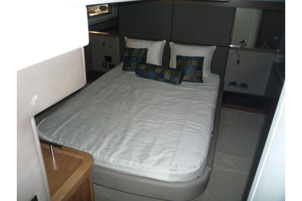 2017 Sea Ray
                                                             460 SUNDANCER Image Thumbnail #41