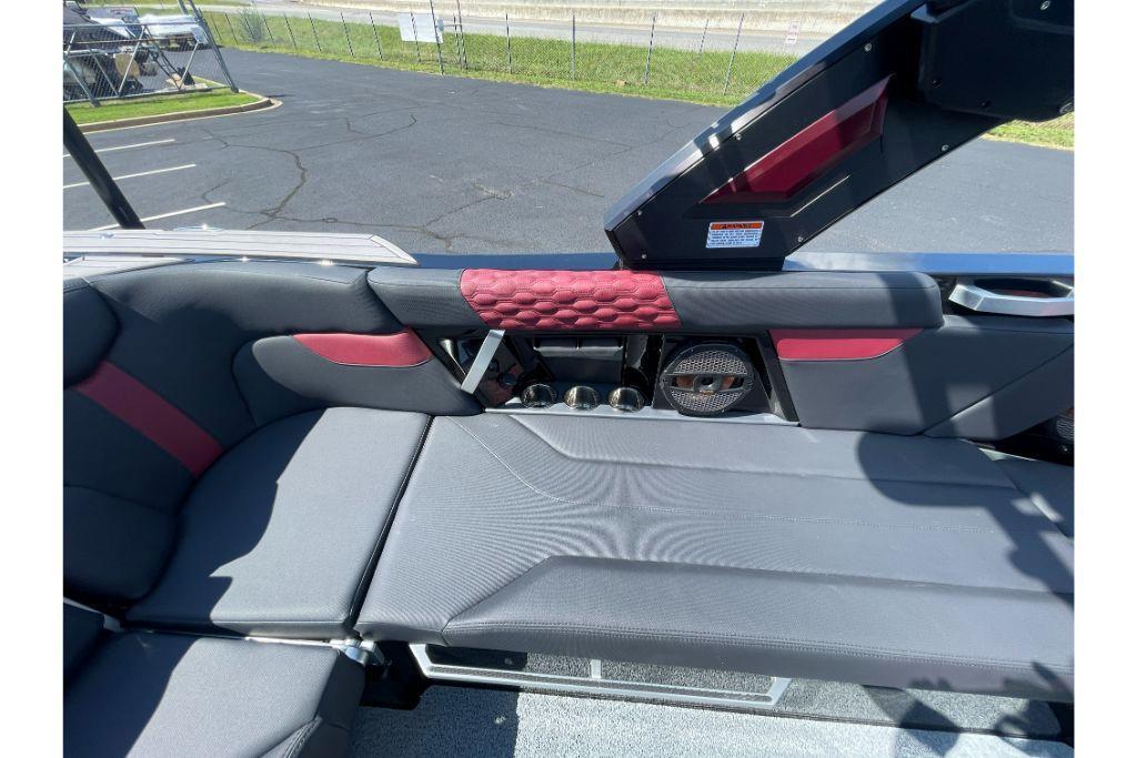 2023 Mastercraft
                                                             XT23 Image Thumbnail #9