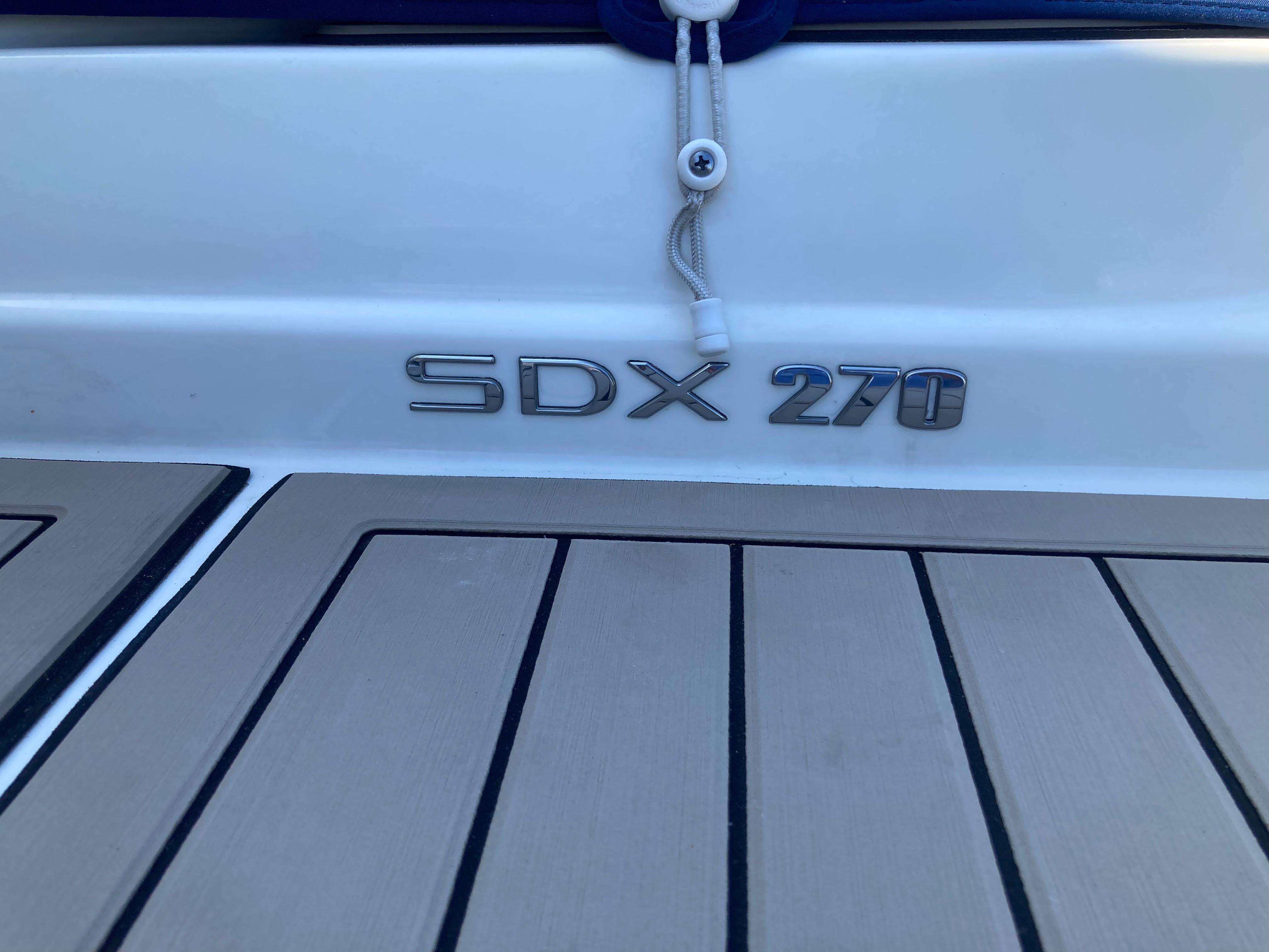 2021 Sea Ray SDX 270 Outboard Image Thumbnail #6