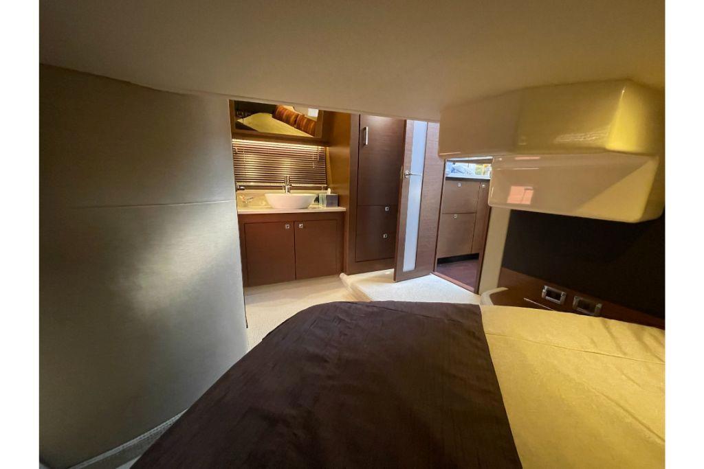 2015 Sea Ray
                                                             470 Sundancer Image Thumbnail #22